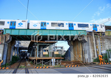 立体交差の駅（JR九州／長者原駅） 82092635