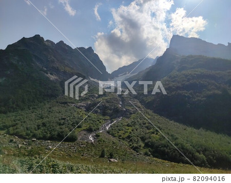 Summer mountain valley canyon panorama 82094016