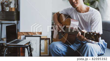 男性ポートレート 男性ポートレート 82095392