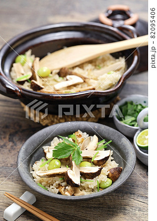 松茸ご飯 82095406