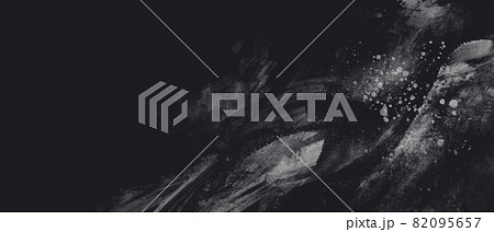 海や波のイメージの銀色のブラシストロークの抽象バナー　黒背景　和風　筆　コピースペース　ダイナミック 82095657