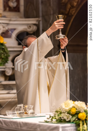 The Goblet during the Eucharist 82102530