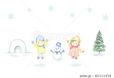 冬のこども　かまくらともみの木と雪だるま　白背景 82111438