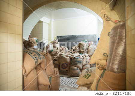 Storehouse of coffee beans Storehouse of coffee beans 82117186