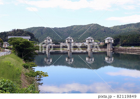 足羽川頭首工(取水堰 福井県 福井市) 足羽川頭首工(取水堰 福井県 福井市) 82119849