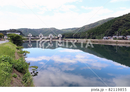 足羽川頭首工(取水堰 福井県 福井市) 足羽川頭首工(取水堰 福井県 福井市) 82119855