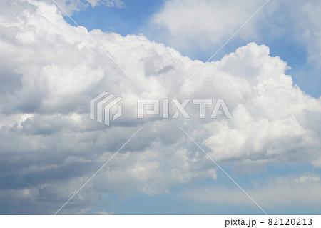 何気ない日常の空 何気ない日常の空 82120213