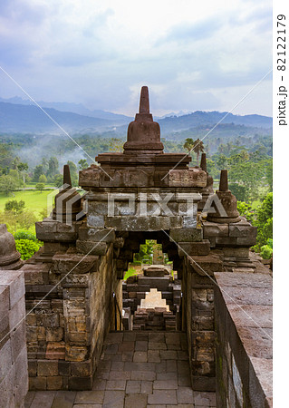 Borobudur Buddist Temple - island Java Indonesia 82122179
