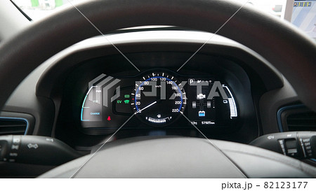 自動車 ランプ ハンドル 82123177