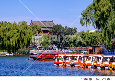 Shichahai historic scenic lake area in Beijing Shichahai historic scenic lake area in Beijing 82124301