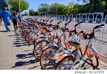 Mobike bicycle-sharing system bicycles, in Beijing, China Mobike bicycle-sharing system bicycles, in Beijing, China 82124350
