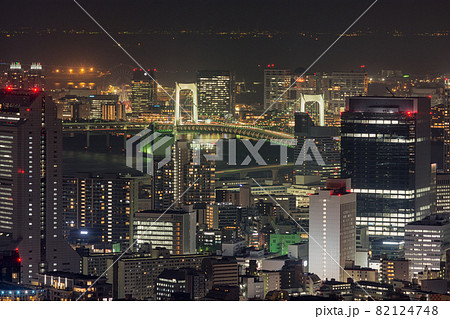 Rainbow bridge and Tokyo city downtown at night Rainbow bridge and Tokyo city downtown at night 82124748