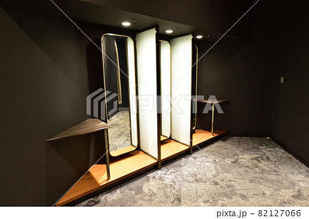 空港の多目的レストルーム 空港の多目的レストルーム 82127066