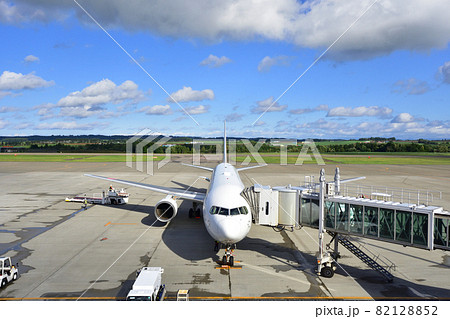 北海道、女満別空港の風景と空撮 82128852