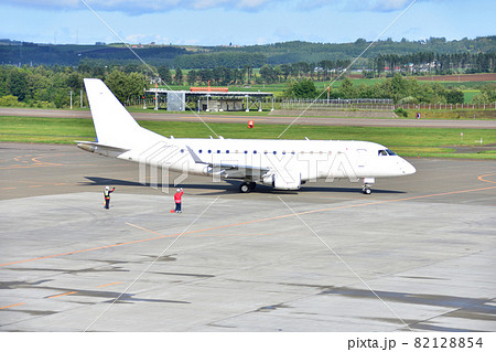 北海道、女満別空港の風景と空撮 82128854