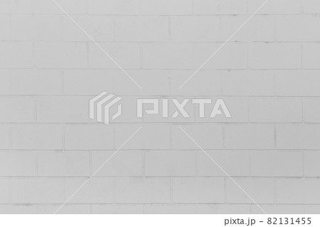 Light grey brick wall pattern surface texture abstract background Light grey brick wall pattern surface texture abstract background 82131455