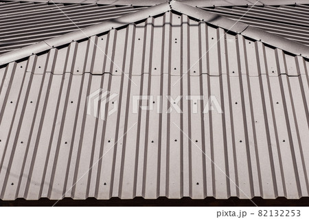 Metal roof covering of the house iron structure and architecture texture background 82132253