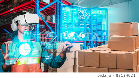 Future virtual reality technology for innovative VR warehouse management 82134021