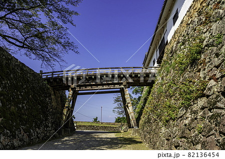 彦根城　廊下橋　滋賀県彦根市 82136454