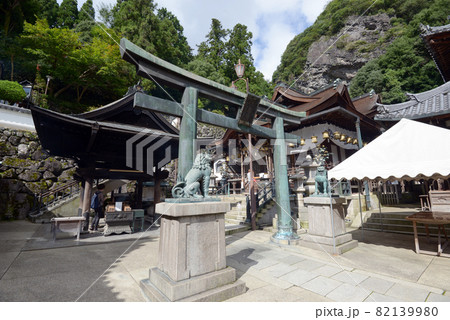 宝山寺　線香場　奈良県生駒市 82139980