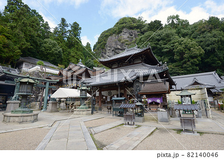 宝山寺　境内　奈良県生駒市 82140046