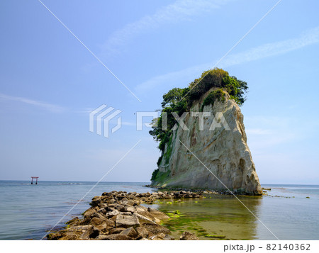 石川・珠洲・見附島（軍艦島） 82140362