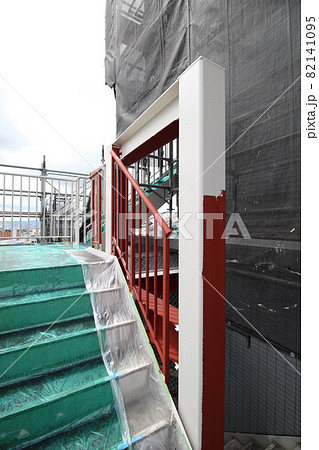 マンション大規模修繕足場工事、居住者から見た大規模修繕足場工事、安全第一、工事内容、住民検査 マンション大規模修繕足場工事、居住者から見た大規模修繕足場工事、安全第一、工事内容、住民検査 82141095