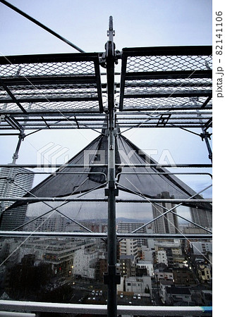 マンション大規模修繕足場工事、居住者から見た大規模修繕足場工事、安全第一、工事内容、住民検査 マンション大規模修繕足場工事、居住者から見た大規模修繕足場工事、安全第一、工事内容、住民検査 82141106