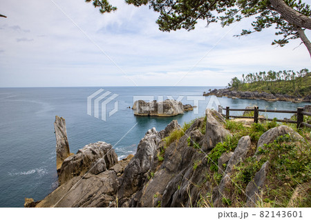 《宮城県・気仙沼》巨釜半造・折石 82143601