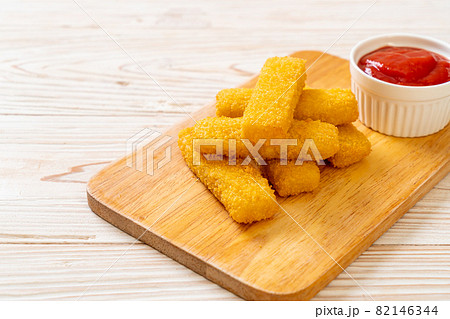 crispy fried fish fingers 82146344