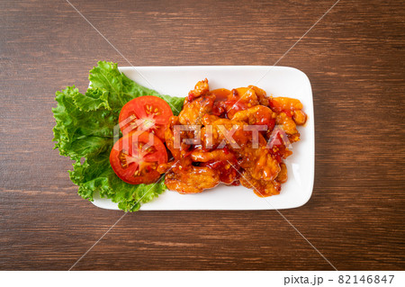 Fried fish topped with 3 flavors chili sauce Fried fish topped with 3 flavors chili sauce 82146847