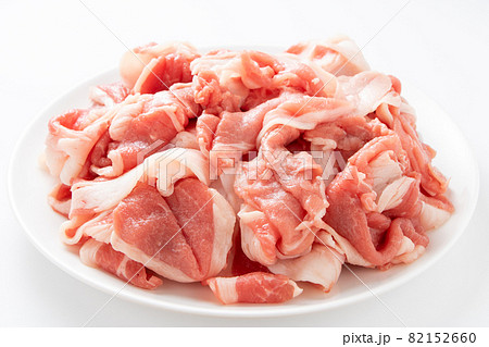 切り落とし牛肉(300g程度)。 82152660