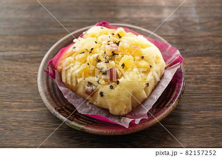 和スイーツ　さつま芋の蒸しパン 82157252