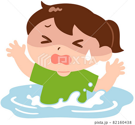 溺れる女の子 82160438