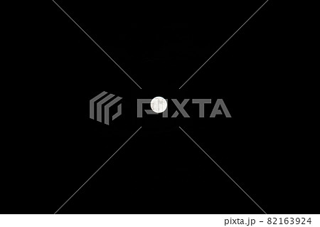 中秋の名月（ハーベストムーン） 82163924
