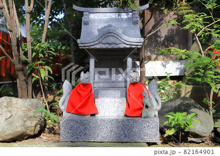 馬橋稲荷神社 境内にある水神社・厳島神社・稲荷神社 馬橋稲荷神社 境内にある水神社・厳島神社・稲荷神社 82164901