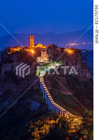 Night view of the village of Civita di Bagnoregio 82170790