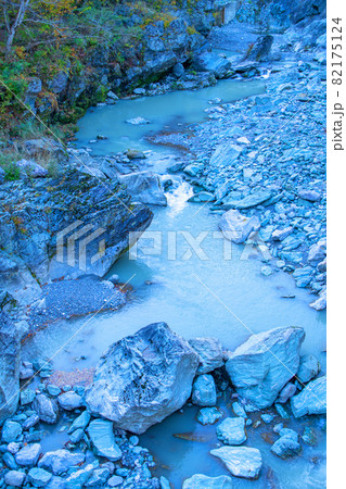 三波石峡　秋の風景　　　 82175124