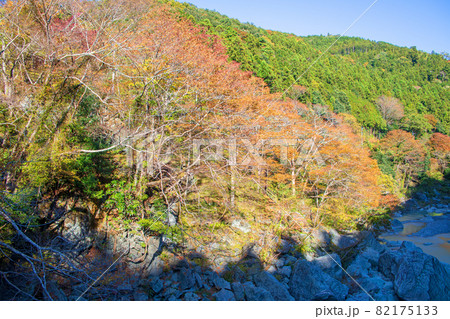 三波石峡　秋の風景　　　 82175133