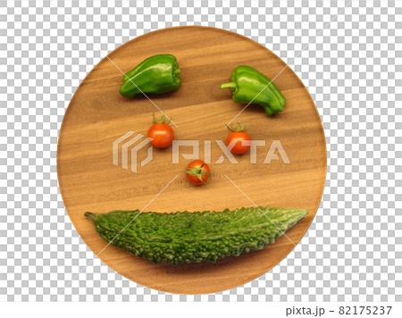野菜のお顔 82175237