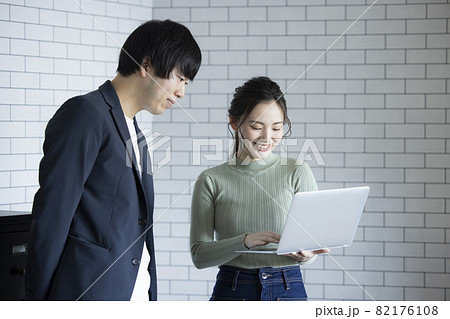 ビジネスイメージ ビジネスイメージ 82176108