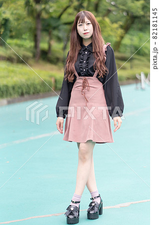 ポートレート 20代女性 ポートレート 20代女性 82181145