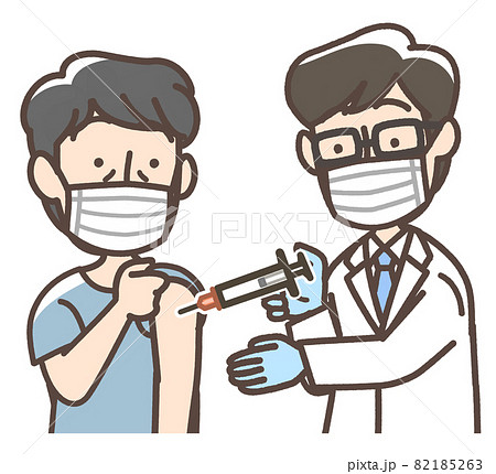 注射を受ける男性 注射を受ける男性 82185263