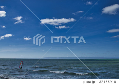 佐渡島とウインドサーフィン 佐渡島とウインドサーフィン 82186910