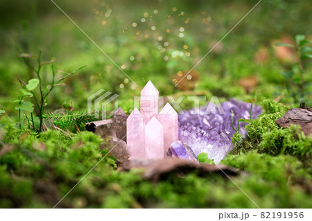 Minerals on green moss 82191956