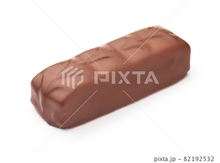 Unwrapped chocolate bar 82192532