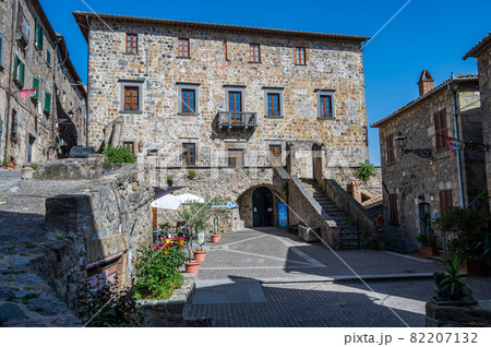 In the old town of Bolsena 82207132
