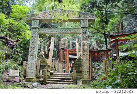 大岩神社 石鳥居 大岩神社 石鳥居 82212638