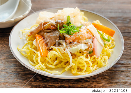 白きくらげ入りあんかけ焼きそば 白きくらげ入りあんかけ焼きそば 82214103