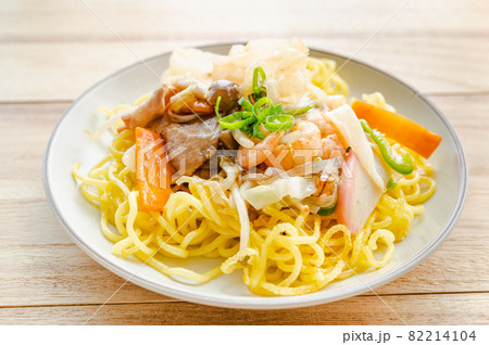 白きくらげ入りあんかけ焼きそば 白きくらげ入りあんかけ焼きそば 82214104